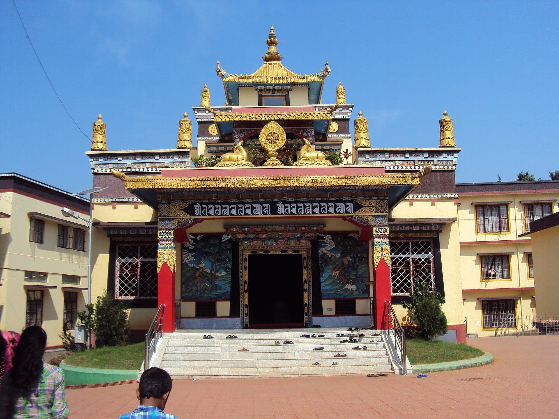 Namdroling Golden Temple, Bylakuppe