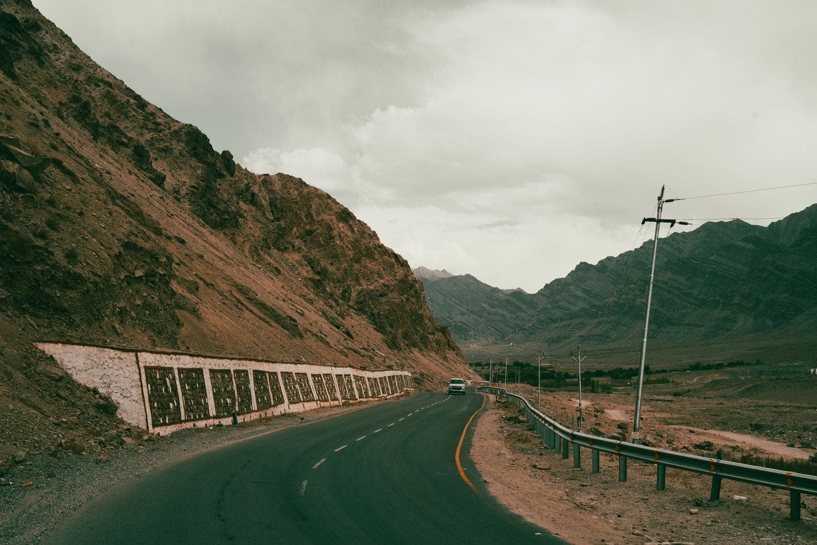Magnetic Hill Leh
