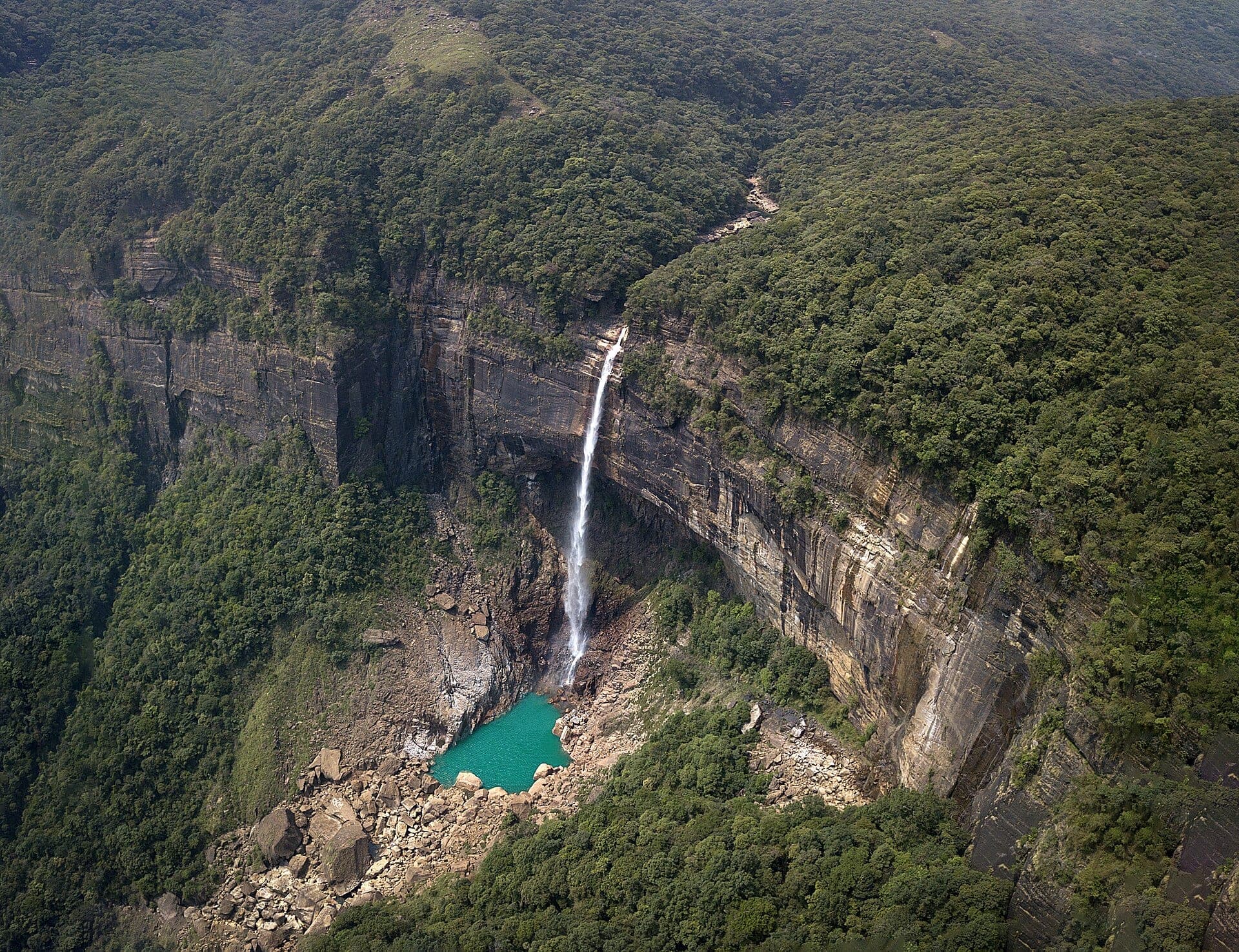 Nohkalikai Falls, Cherrapunji