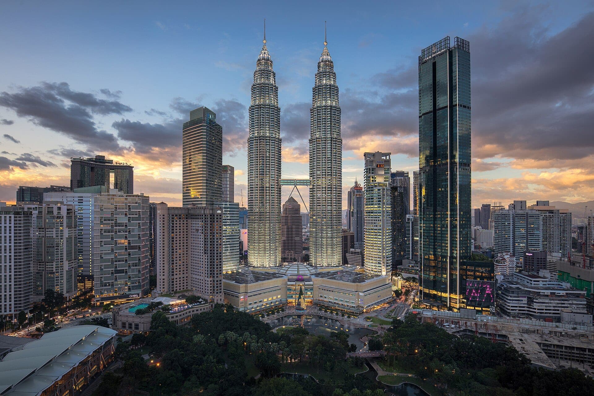 Petronas Twin Towers at dusk, Kuala Lumpur